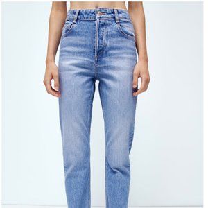 (NWT) ZARA High Rise Regular Jeans